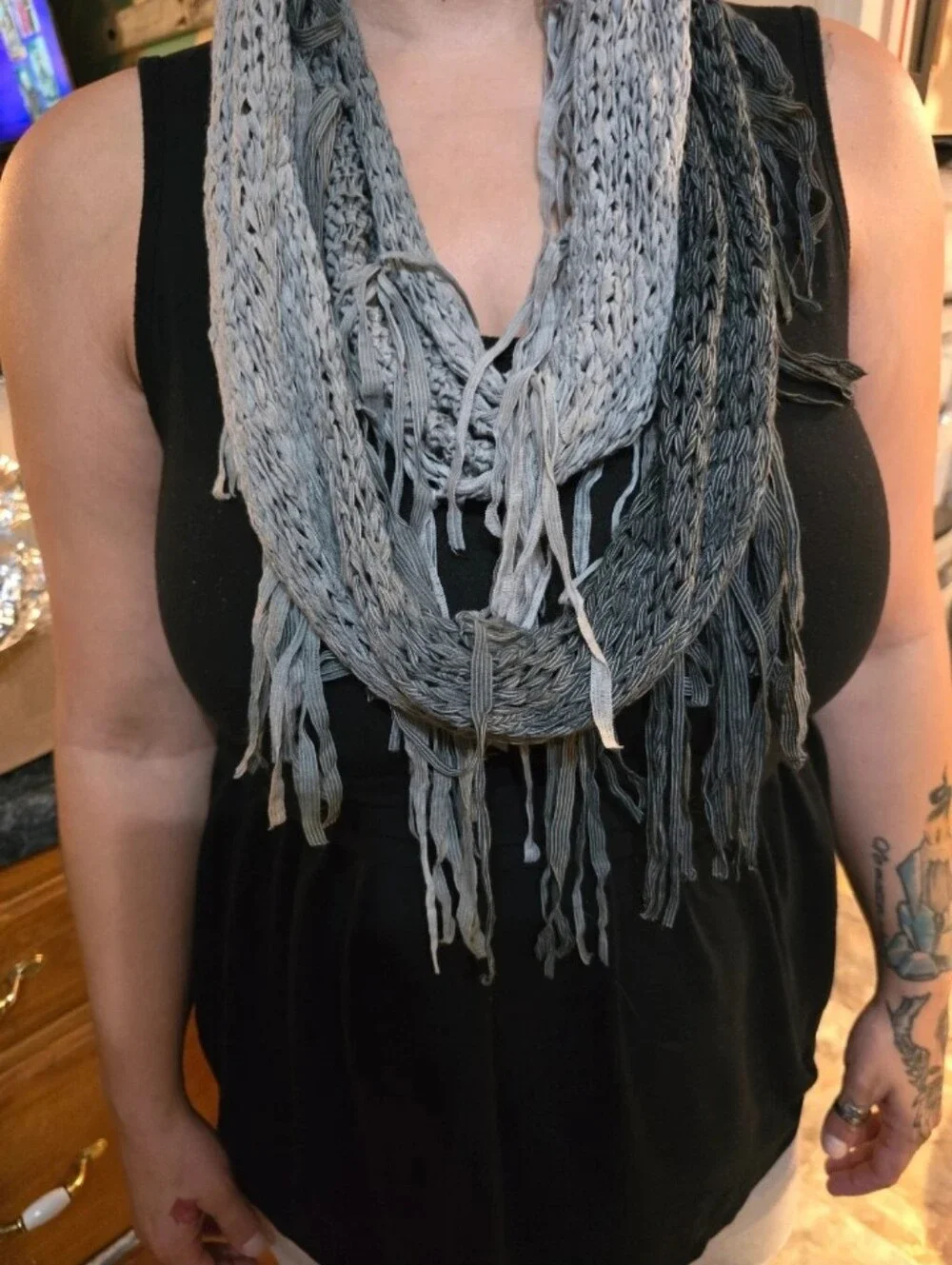 !!. Women’s Fringe Knit Scarf — Gray Two-Tone